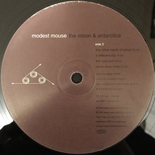 Laden Sie das Bild in den Galerie-Viewer, Modest Mouse : The Moon & Antarctica (2xLP, Album)