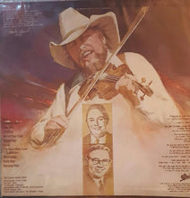 Laden Sie das Bild in den Galerie-Viewer, The Charlie Daniels Band : Million Mile Reflections (LP, Album, Ter)