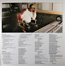 Laden Sie das Bild in den Galerie-Viewer, Stevie Wonder : The Woman In Red (Selections From The Original Motion Picture Soundtrack) (LP, Album)