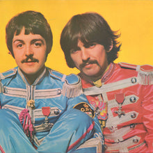 Laden Sie das Bild in den Galerie-Viewer, The Beatles : Sgt. Pepper's Lonely Hearts Club Band (LP, Album, RE, RP, 2 B)