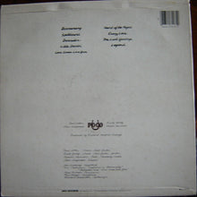 Laden Sie das Bild in den Galerie-Viewer, Poco (3) : Legend (LP, Album, RE)