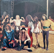 Laden Sie das Bild in den Galerie-Viewer, Nektar : Down To Earth (LP, Album, San)