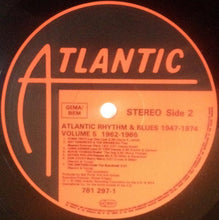 Laden Sie das Bild in den Galerie-Viewer, Various : Atlantic Rhythm & Blues 1947-1974 (Volume 5 1962-1966) (2xLP, Comp, Gat)