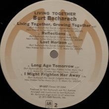 Laden Sie das Bild in den Galerie-Viewer, Burt Bacharach : Living Together (LP, Ter)