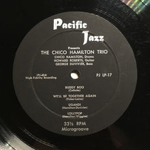 Laden Sie das Bild in den Galerie-Viewer, Chico Hamilton Trio* : Chico Hamilton Trio (10", Album, Mono)