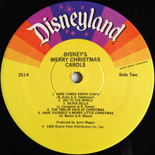 Laden Sie das Bild in den Galerie-Viewer, Mickey Mouse (2), Donald Duck, Goofy (2) & Chip 'n' Dale With Larry Groce And The Disneyland Children's Sing-Along Chorus : Disney's Merry Christmas Carols (LP, Album, RP, Ele)