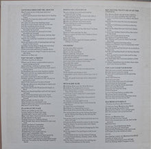 Laden Sie das Bild in den Galerie-Viewer, James Taylor (2) : Mud Slide Slim And The Blue Horizon (LP, Album, Pit)