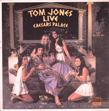 Laden Sie das Bild in den Galerie-Viewer, Tom Jones : Tom Jones Live At Caesar's Palace (7", Jukebox, Styrene)