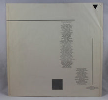 Laden Sie das Bild in den Galerie-Viewer, Rickie Lee Jones : Pirates (LP, Album, Spe)