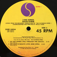 Laden Sie das Bild in den Galerie-Viewer, David Byrne : 3 Big Songs (12", EP)