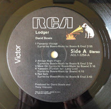 Laden Sie das Bild in den Galerie-Viewer, David Bowie : Lodger (LP, Album, Ind)