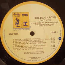 Laden Sie das Bild in den Galerie-Viewer, The Beach Boys : Love You (LP, Album, Los)