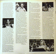 Charger l'image dans la galerie, Franz Schubert / Edda Moser • Gabriele Fuchs • Elke Schary • Kurt Moll • Adolf Dallapozza • Martin Finke (2), Chor Des Bayerischen Rundfunks, Münchner Rundfunkorchester, Heinz Wallberg : Die Verschworenen (Gesamtaufnahme) (LP, Album, Quad)