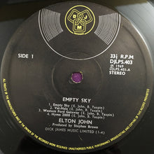 Laden Sie das Bild in den Galerie-Viewer, Elton John : Empty Sky (LP, Album)