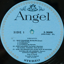 Load image into Gallery viewer, Victoria De Los Angeles - Claude Debussy / Maurice Ravel - Gonzalo Soriano : Victoria De Los Angeles Sings Debussy And Ravel & Other French Songs (LP, Album)