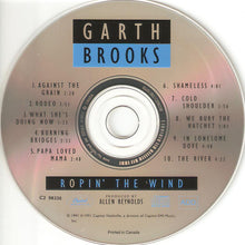Laden Sie das Bild in den Galerie-Viewer, Garth Brooks : Ropin' The Wind (CD, Album)