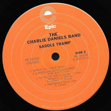 Laden Sie das Bild in den Galerie-Viewer, The Charlie Daniels Band : Saddle Tramp (LP, Album, San)
