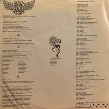 Laden Sie das Bild in den Galerie-Viewer, REO Speedwagon : Nine Lives (LP, Album, Ter)