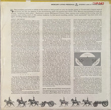 Laden Sie das Bild in den Galerie-Viewer, Tchaikovsky*, Beethoven* - Antal Dorati ,Conducting The Minneapolis Symphony Orchestra* And London Symphony Orchestra : 1812 Festival Overture, Op. 49 / Wellington's Victory Battle Symphony, Op. 91 (LP, Album, Ric)