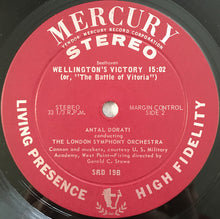 Laden Sie das Bild in den Galerie-Viewer, Tchaikovsky*, Beethoven* - Antal Dorati ,Conducting The Minneapolis Symphony Orchestra* And London Symphony Orchestra : 1812 Festival Overture, Op. 49 / Wellington's Victory Battle Symphony, Op. 91 (LP, Album, Ric)