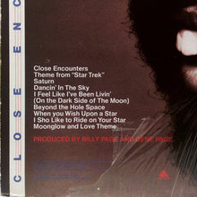 Laden Sie das Bild in den Galerie-Viewer, Gene Page : Close Encounters (LP, Album, San)