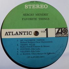 Laden Sie das Bild in den Galerie-Viewer, Sergio Mendes* : Sergio Mendes' Favorite Things (LP, Album, Mon)