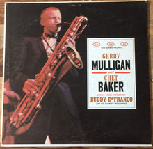 Laden Sie das Bild in den Galerie-Viewer, Gerry Mulligan With Chet Baker Special Added Attraction! Buddy DeFranco And His Quartet* With Voices* : Gerry Mulligan With Chet Baker Special Added Attraction! Buddy DeFranco And His Quartet With Voices (LP, Comp, RE)