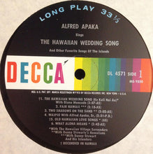 Load image into Gallery viewer, Alfred Apaka : The Hawaiian Wedding Song (LP, Album)