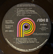 Laden Sie das Bild in den Galerie-Viewer, Ferrante & Teicher : Getting Together (LP, Album)