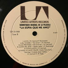 Charger l'image dans la galerie, Marvin Hamlisch : Soundtrack Original De La La Espia Que Me Amo (LP, Est)