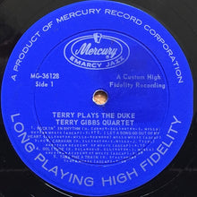 Laden Sie das Bild in den Galerie-Viewer, Terry Gibbs, Terry Gibbs Quartet : Terry Gibbs Plays The Duke (A Tribute To Duke Ellington) (LP, Album, Mono, MGM)