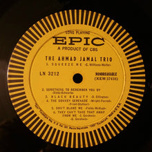Laden Sie das Bild in den Galerie-Viewer, The Ahmad Jamal Trio* : The Ahmad Jamal Trio (LP, Album, Mono, RE)