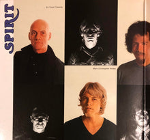 Laden Sie das Bild in den Galerie-Viewer, Spirit (8) : The Family That Plays Together (LP, RE, Gat)