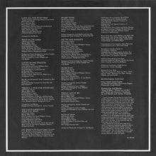 Laden Sie das Bild in den Galerie-Viewer, Aretha Franklin : Love All The Hurt Away (LP, Album)