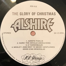 Laden Sie das Bild in den Galerie-Viewer, 101 Strings : The Glory Of Christmas (LP)