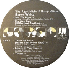 Laden Sie das Bild in den Galerie-Viewer, Barry White : The Right Night & Barry White (LP, Album)