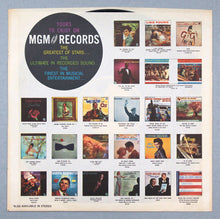 Laden Sie das Bild in den Galerie-Viewer, Joni James : In The Still Of The Night (LP, Album)