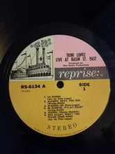 Laden Sie das Bild in den Galerie-Viewer, Trini Lopez : Live At Basin St. East (LP, Album)