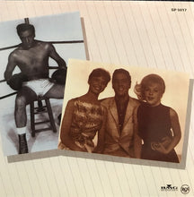 Laden Sie das Bild in den Galerie-Viewer, Elvis Presley : Kid Galahad And Girls! Girls! Girls! (CD, Comp, RE)