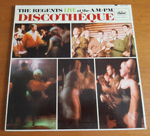 Laden Sie das Bild in den Galerie-Viewer, The Regents (5) : The Regents Live At The A.M.-P.M. Discothèque (LP, Album, Mono)