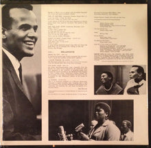 Charger l'image dans la galerie, Harry Belafonte With Odetta ~ Miriam Makeba ~ The Chad Mitchell Trio ~ The Belafonte Folk Singers : Belafonte Returns To Carnegie Hall (2xLP, Album, Ind)