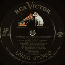 Charger l'image dans la galerie, Harry Belafonte With Odetta ~ Miriam Makeba ~ The Chad Mitchell Trio ~ The Belafonte Folk Singers : Belafonte Returns To Carnegie Hall (2xLP, Album, Ind)