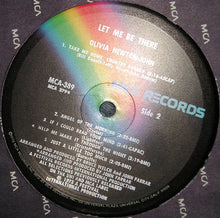 Laden Sie das Bild in den Galerie-Viewer, Olivia Newton-John : Let Me Be There (LP, Album, Glo)