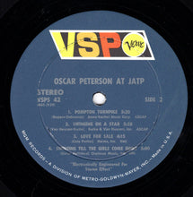 Laden Sie das Bild in den Galerie-Viewer, Oscar Peterson : Oscar Peterson At JATP (LP, Comp, RM)