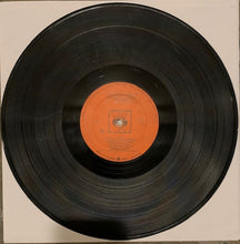 Laden Sie das Bild in den Galerie-Viewer, Various : La Enamorada De Un Amigo MIo Y Otros Grandes Exitos (LP, Comp)