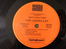 Laden Sie das Bild in den Galerie-Viewer, The Shirelles : Sweet Soul From The Shirelles (2xLP, Comp)