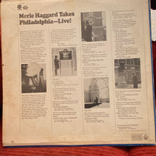 Laden Sie das Bild in den Galerie-Viewer, Merle Haggard With Bonnie Owens And The Strangers (5) : The Fightin' Side Of Me (LP, Album, Win)