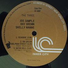 Laden Sie das Bild in den Galerie-Viewer, Joe Sample / Ray Brown / Shelly Manne : The Three (LP, Album)