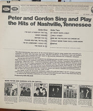 Laden Sie das Bild in den Galerie-Viewer, Peter & Gordon : Peter & Gordon Sing And Play The Hits Of Nashville, Tennessee (LP, Album)