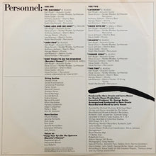 Laden Sie das Bild in den Galerie-Viewer, Earl Klugh : Finger Paintings (LP, Album)